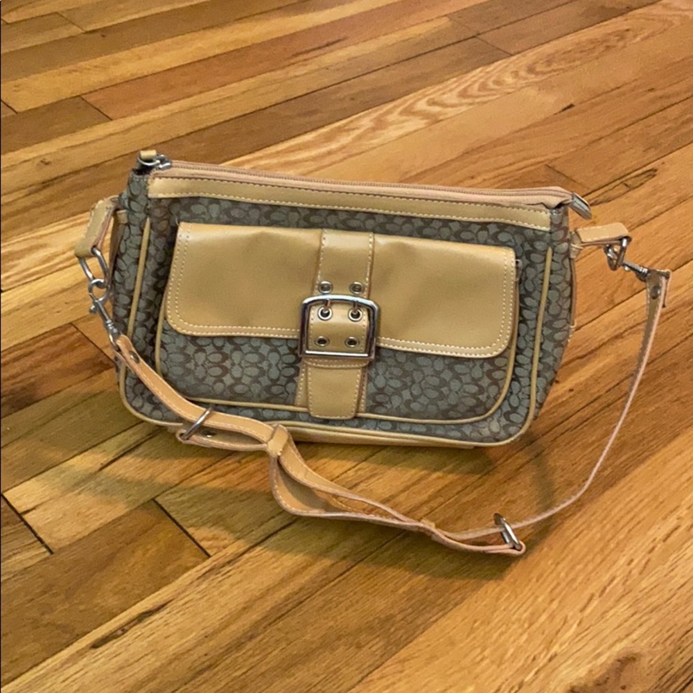 NWOT Coach shoulder bag